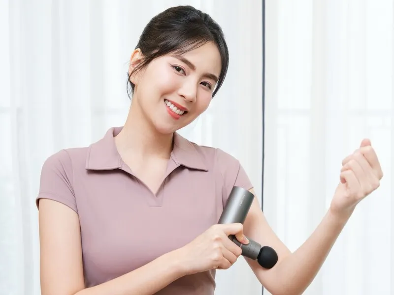 "Sống tự tin, đẹp chủ động" cùng MC VTV Mai Ngọc và súng Massage Kata MG30 - SKG Việt Nam