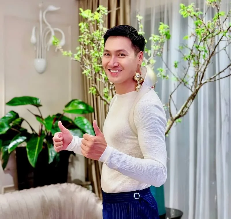 Cùng diễn viên Mạnh Trường review máy massage cổ SKG H5-2 - SKG Việt Nam